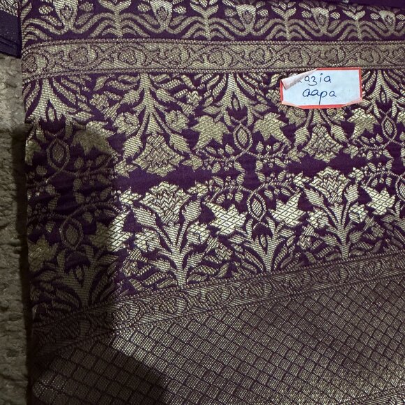 Silk Banarasi Saree - Picture 5 of 14